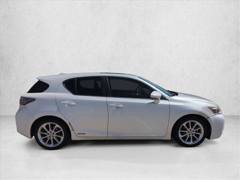 Used 2011 Lexus CT 200h Premium w/ Premium Audio Pkg FWD image 4