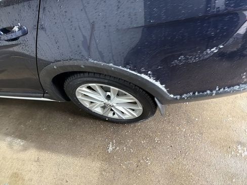 Used 2017 Volkswagen Golf Alltrack SE image 8