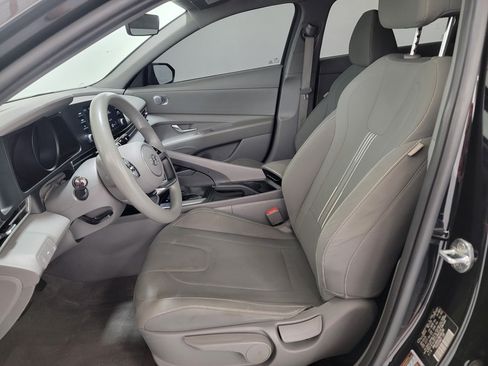 Used 2021 Hyundai Elantra SEL FWD image 14