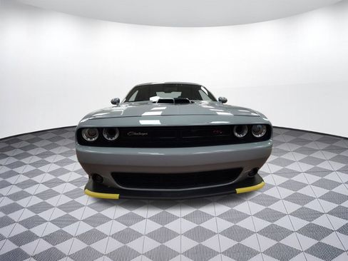 Used 2022 Dodge Challenger R/T Scat Pack w/ Shaker Package image 5