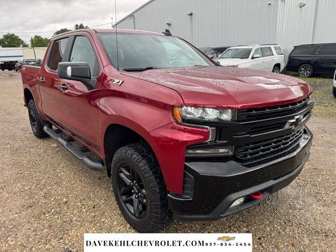 Used 2019 Chevrolet Silverado 1500 LT Trail Boss AWD/4WD image 9