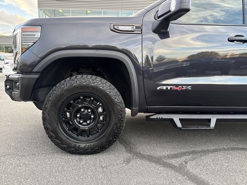 Used 2024 GMC Sierra 1500 AT4X w/ AT4X AEV Edition AWD/4WD image 9