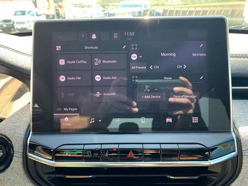 Used 2022 Jeep Compass Latitude image 24