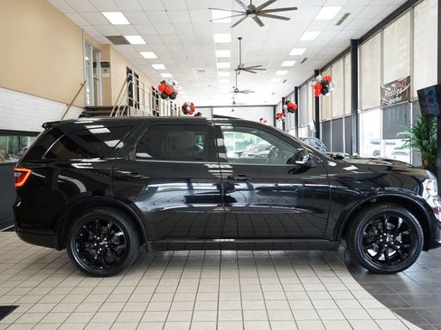 Used 2019 Dodge Durango R/T w/ Blacktop Package AWD/4WD image 22