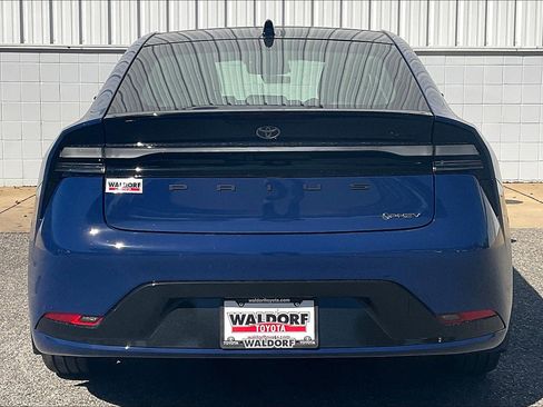 New 2026 Toyota Prius Plug-In Hybrid image 5