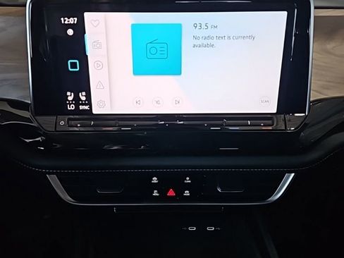 New 2026 Volkswagen Atlas SE FWD image 34