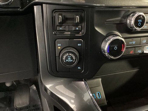 Used 2023 Ford F150 XLT w/ Equipment Group 302A High image 29