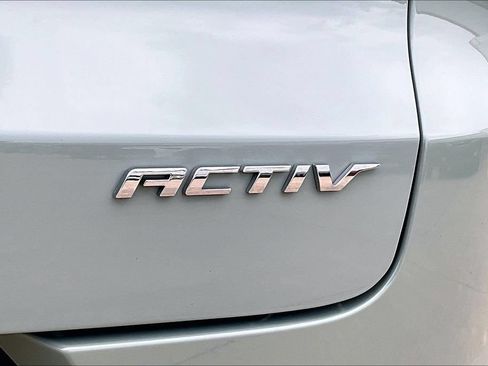Used 2024 Chevrolet TrailBlazer ACTIV w/ Driver Confidence Package AWD/4WD image 8