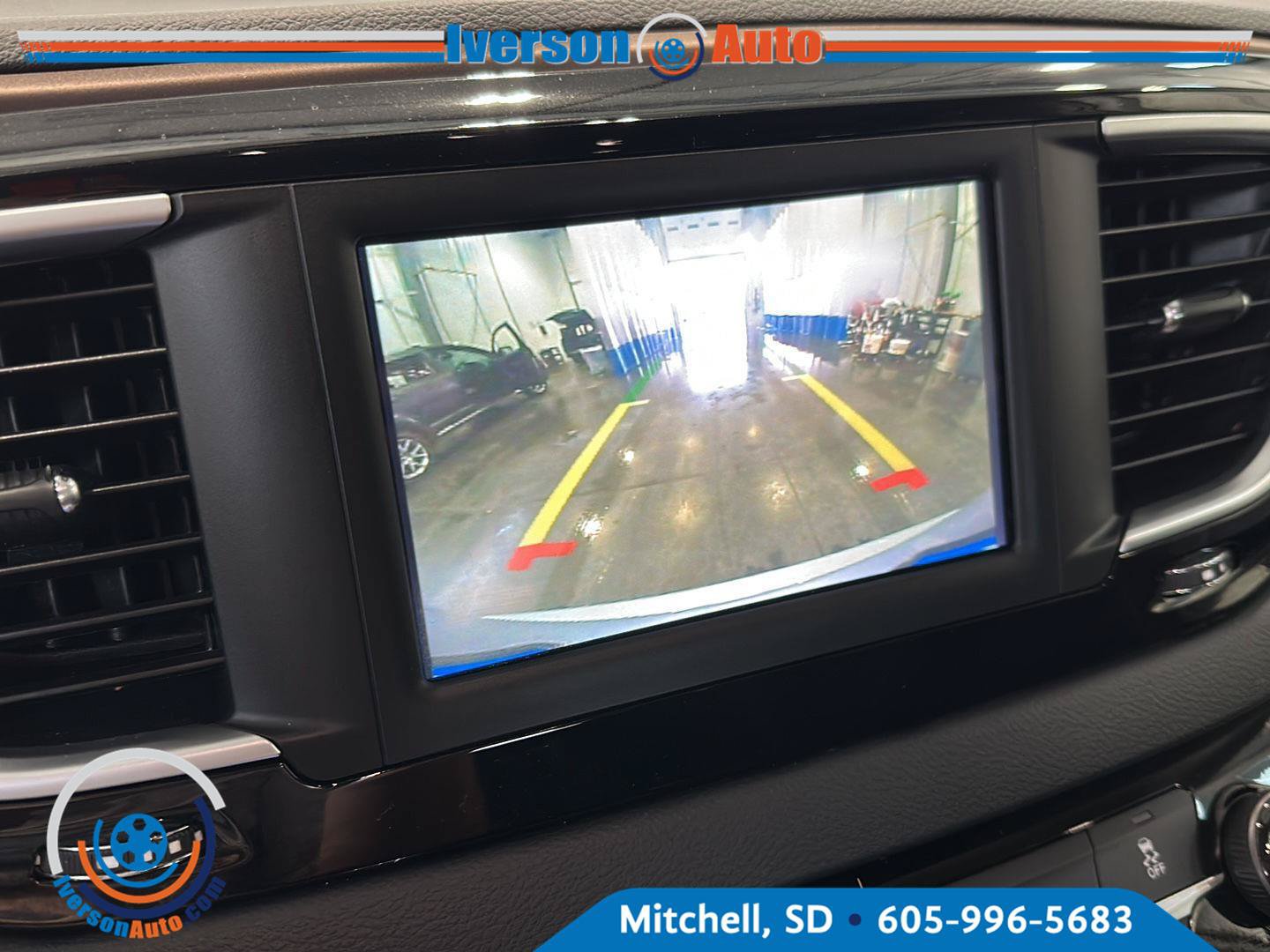 Used 2023 Chrysler Voyager LX FWD image 20