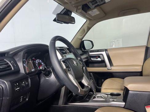Used 2024 Toyota 4Runner SR5 AWD/4WD image 15
