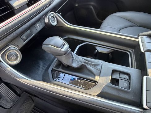 Used 2026 Toyota Grand Highlander FWD image 28