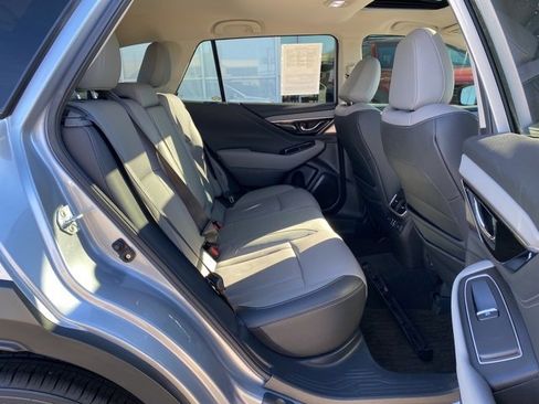 Used 2023 Subaru Outback Limited image 24