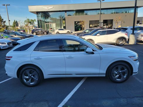 Certified 2026 Genesis GV70 2.5T image 4