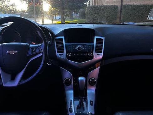 Used 2014 Chevrolet Cruze LTZ w/ RS Package image 9