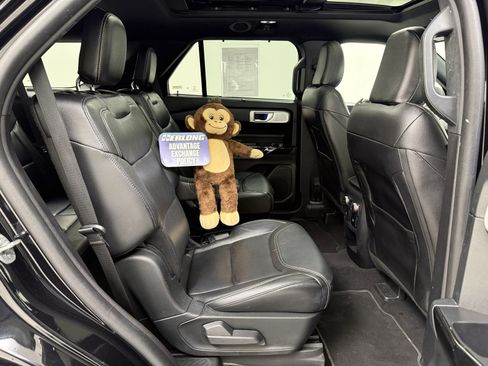 Used 2021 Ford Explorer ST w/ Equipment Group 401A image 27