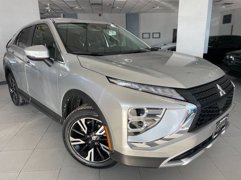 Used 2025 Mitsubishi Eclipse Cross SE image 1