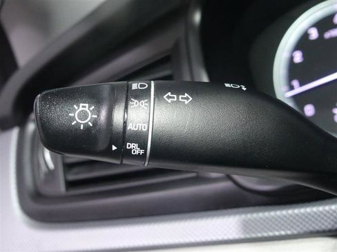 Used 2019 Hyundai Sonata SE FWD image 34