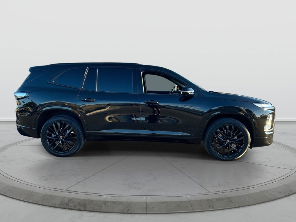 Used 2025 Buick Enclave Avenir w/ Super Cruise Package AWD/4WD image 9