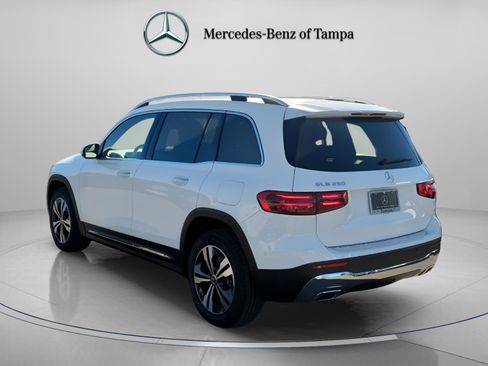 Certified 2025 Mercedes-Benz GLB 250 image 2