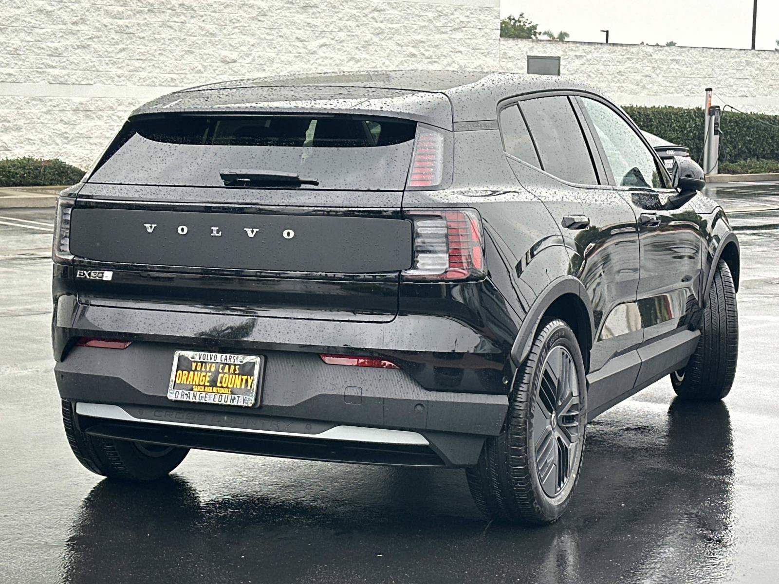 New 2026 Volvo EX30 Cross Country Ultra w/ Protection Package Premier AWD/4WD image 6
