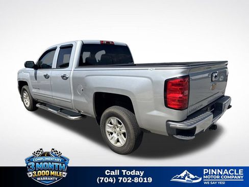 Used 2018 Chevrolet Silverado 1500 LT RWD image 6