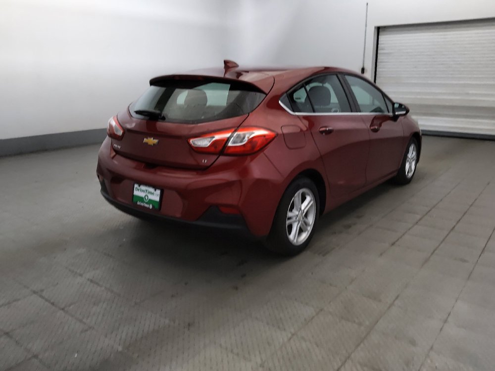Used 2017 Chevrolet Cruze LT w/ Convenience Package FWD image 9