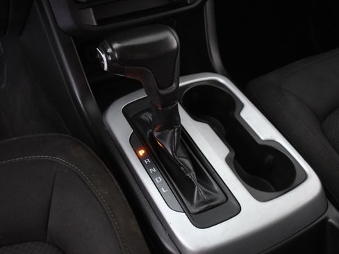 Used 2021 Chevrolet Colorado LT w/ LT Convenience Package image 14