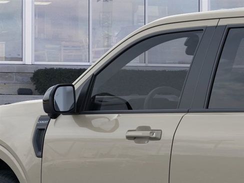 New 2025 Ford Maverick Lariat w/ Black Appearance Package image 21