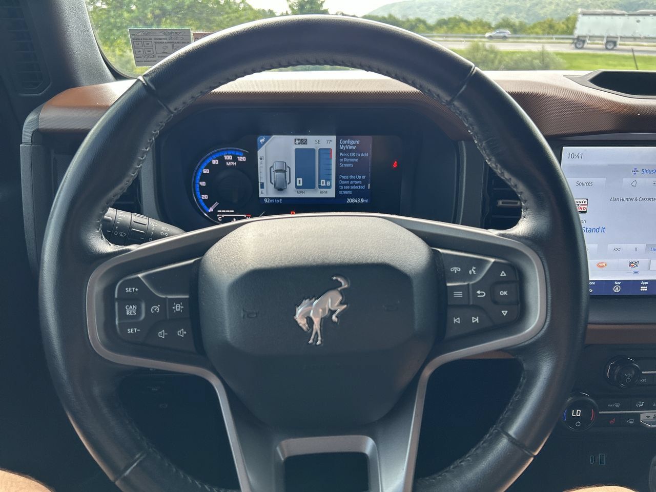 Used 2024 Ford Bronco Outer Banks AWD/4WD image 25