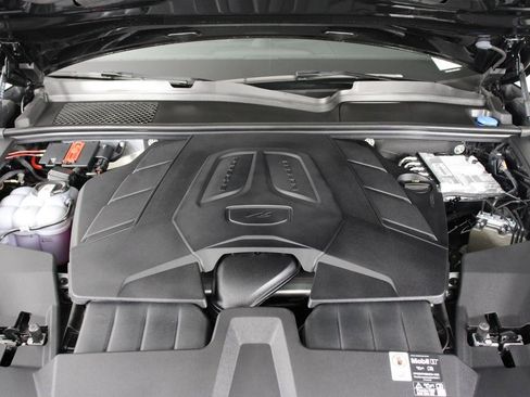 Certified 2025 Porsche Cayenne Coupe image 26