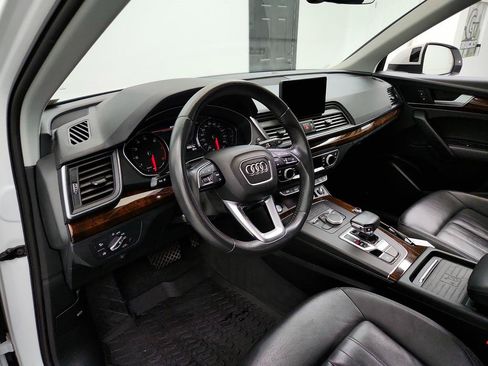 Used 2020 Audi Q5 2.0T Premium w/ Convenience Package AWD/4WD image 13