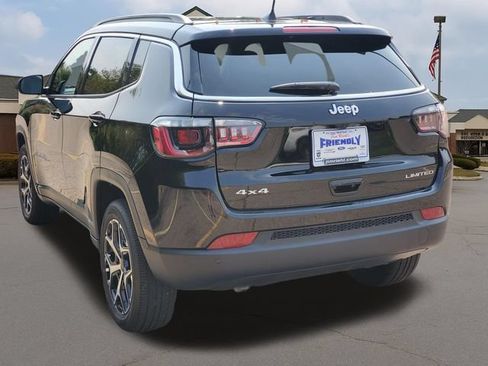 Used 2026 Jeep Compass Limited AWD/4WD image 4