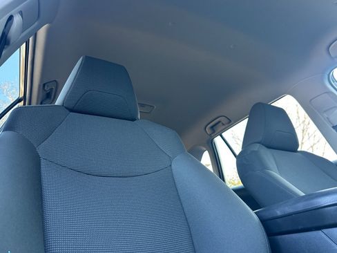 Used 2024 Toyota RAV4 LE image 20