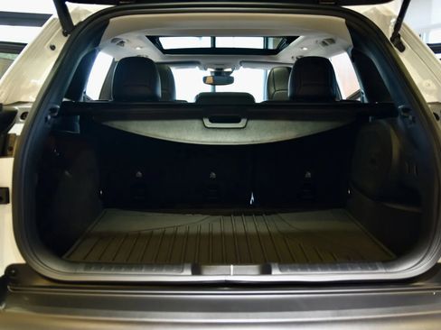 Used 2021 Jeep Cherokee Limited w/ Elite Package image 21