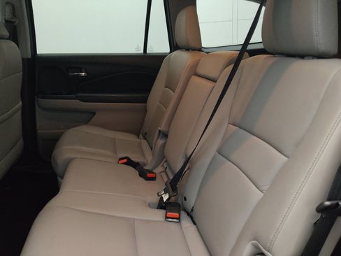 Used 2016 Honda Pilot EX-L image 18