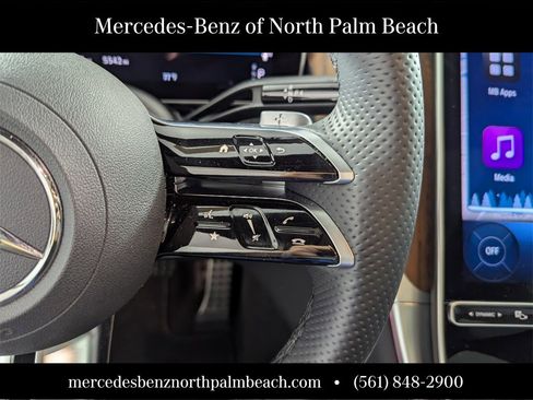 Used 2025 Mercedes-Benz GLC 300 image 16