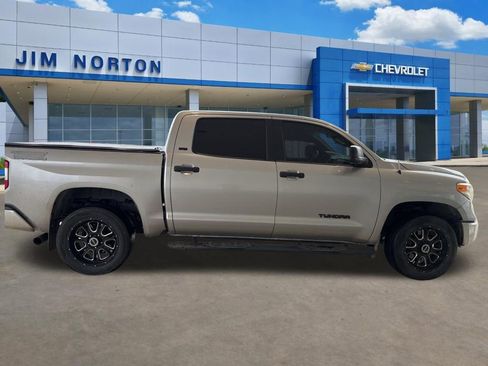Used 2017 Toyota Tundra SR5 w/ SR5 Upgrade Package RWD image 1