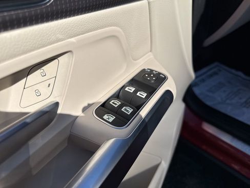 Used 2023 Mercedes-Benz EQB 250+ w/ Exclusive Package image 14