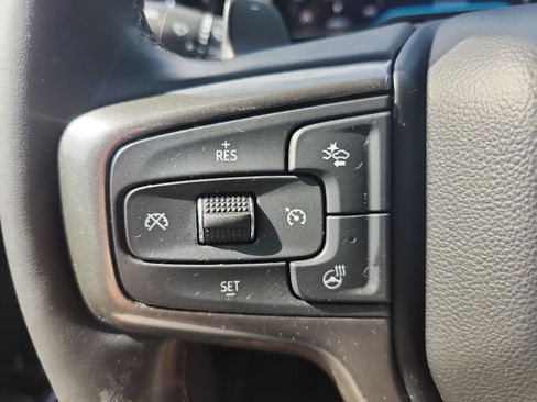 Used 2025 Chevrolet Silverado 1500 High Country AWD/4WD image 26