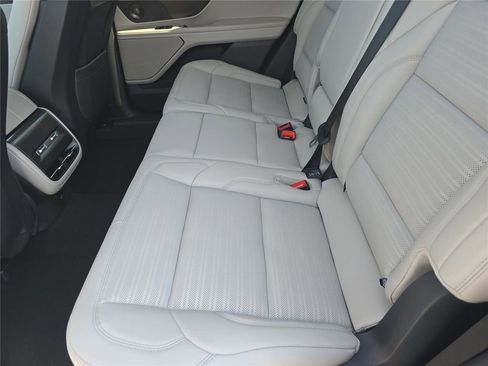 New 2026 Lincoln Nautilus Reserve w/ Jet Appearance Package AWD/4WD image 12