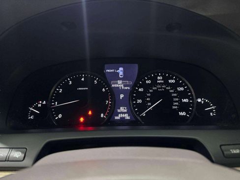 Used 2014 Lexus LS 460 image 25