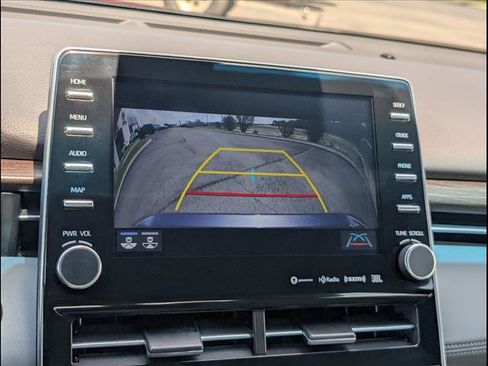 Used 2020 Toyota Avalon XLE w/ Moonroof Package FWD image 12