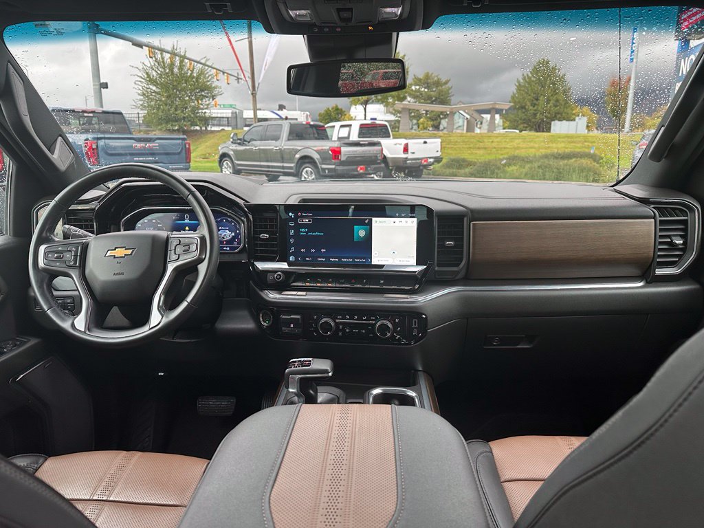 Certified 2023 Chevrolet Silverado 1500 High Country w/ Max Trailering Package AWD/4WD image 40