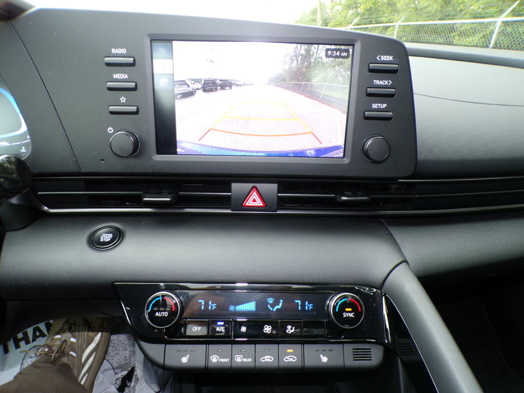 Certified 2026 Hyundai Elantra SEL Sport Premium FWD image 25