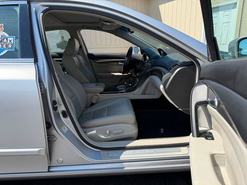 Used 2012 Acura TL w/ Technology Package FWD image 2
