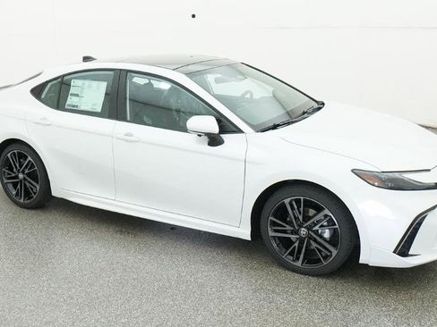 New 2026 Toyota Camry XSE FWD image 10