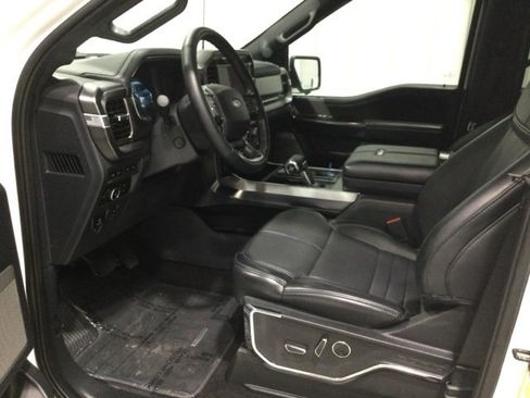 Used 2024 Ford F150 Platinum image 13