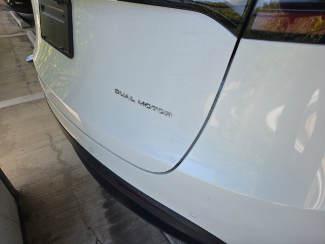 Used 2021 Tesla Model Y Long Range AWD/4WD image 9
