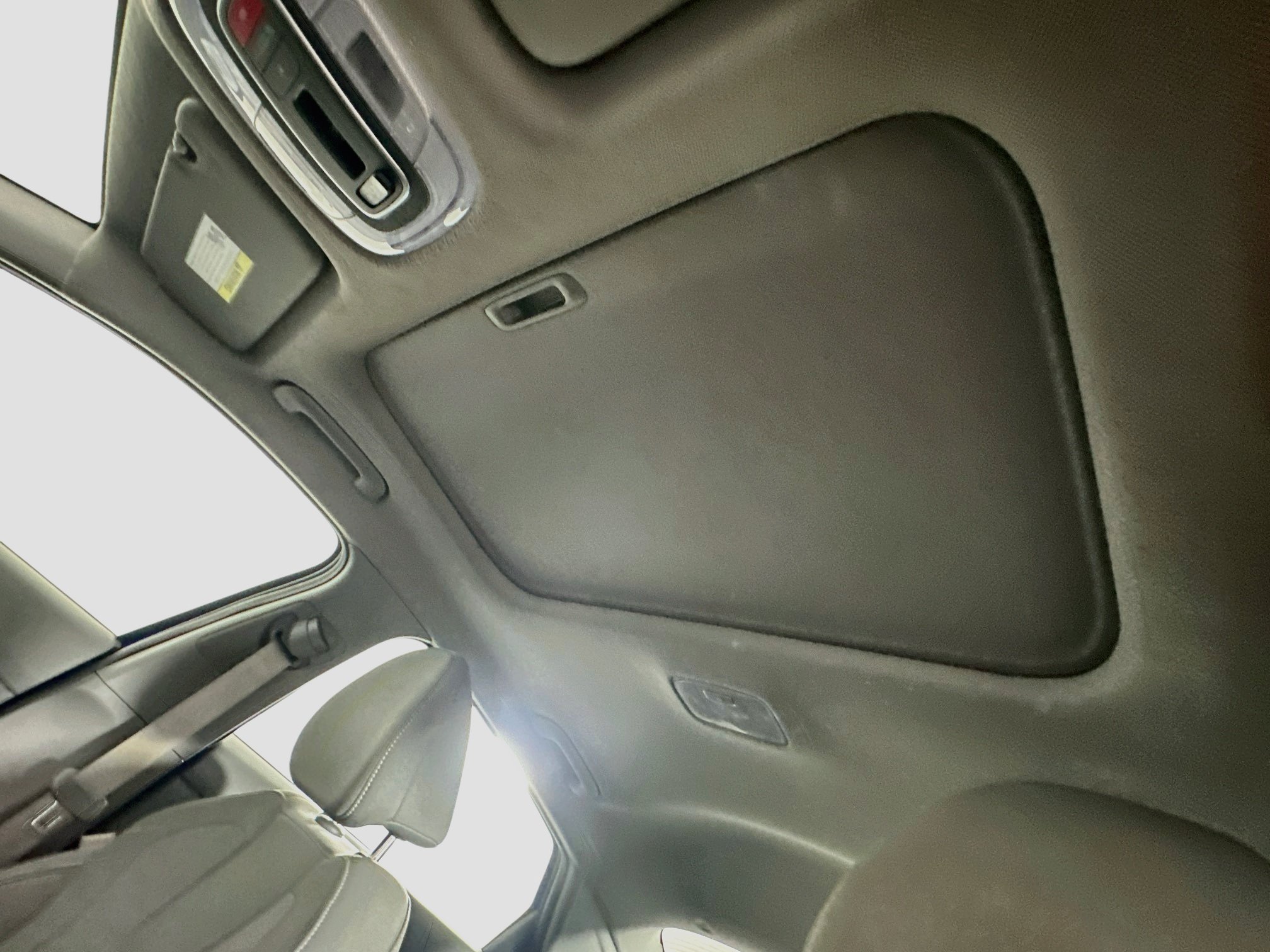 Used 2025 Hyundai Elantra SEL FWD image 26