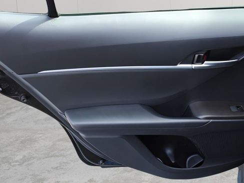 Certified 2023 Toyota Camry SE image 18